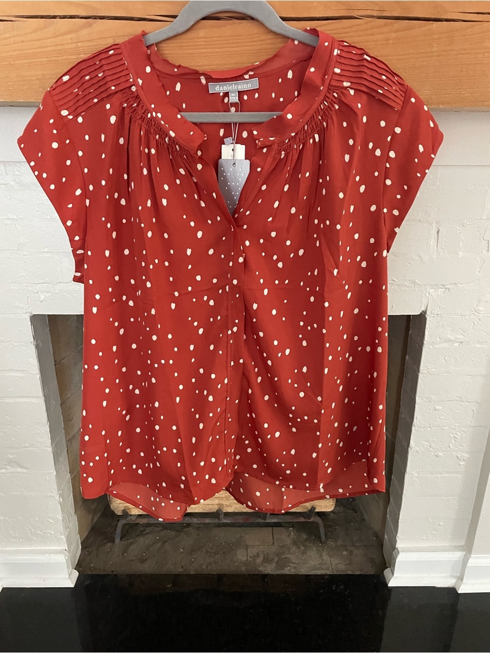 Daniel Rainn Red Orange Dot Cap-Sleeve Blouse Curvy Plus Size XXL NWT